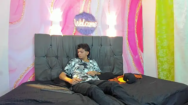 Straight_Guy22 live sex cam