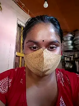 Sweet-Maddlina live sex cam