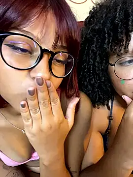 _Maxine_'s cam snapshot