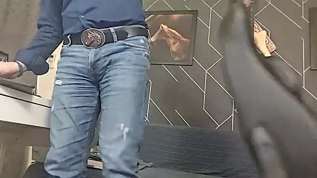 ChrisKox live sex cam