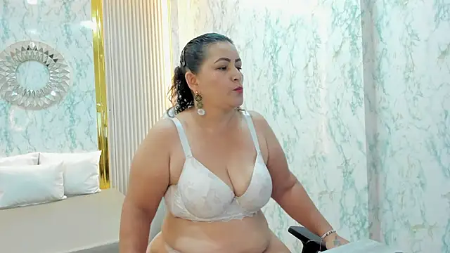 AnaVelveet's cam snapshot