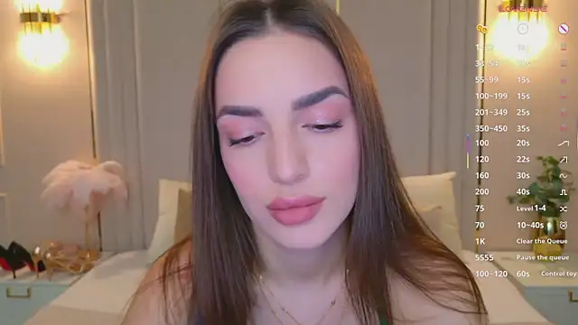 BellaHalles live sex cam