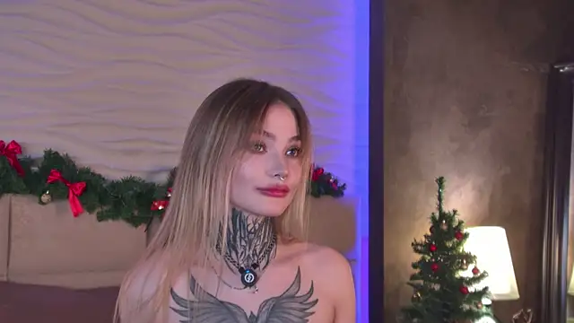 AriWild live sex cam