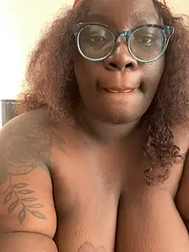 Toomuch_Squirt live sex cam