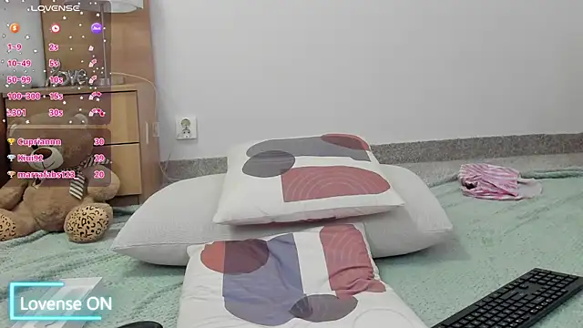 ania_queen's cam snapshot