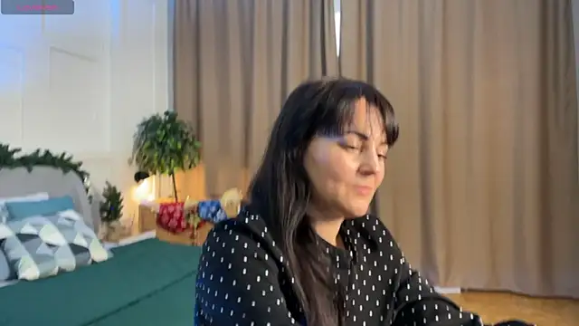 _SilkyShadow_'s cam snapshot