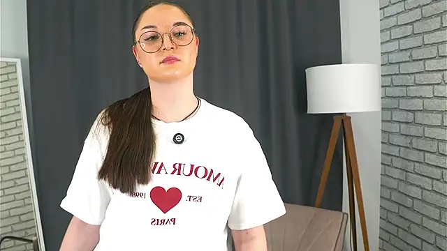 LisaSaas's cam snapshot