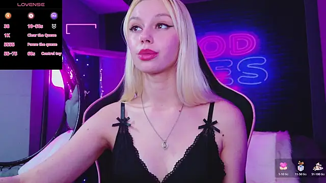 AlessiaCroft's cam snapshot