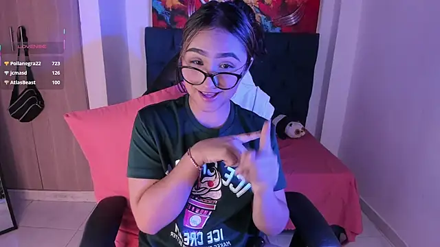 Anna_valerious7 live sex cam