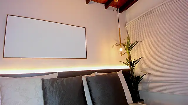 SolAvelar live sex cam