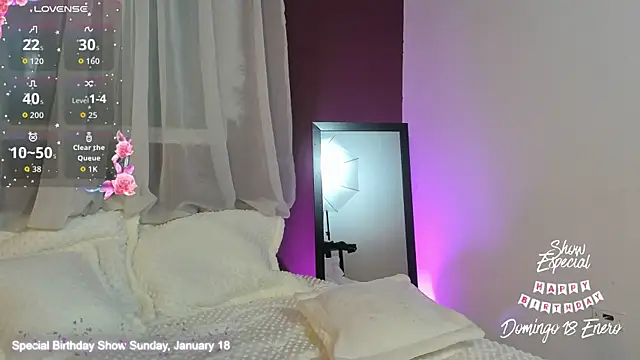 Nicole_Brown1126's cam snapshot