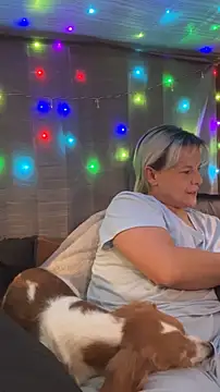 GinAnnTonic's cam snapshot