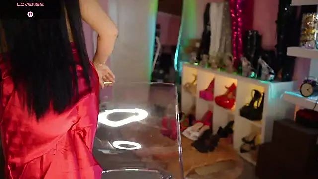 AsianSweetMilf live sex cam