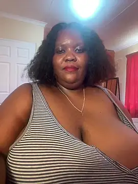 Michyboldy live sex cam