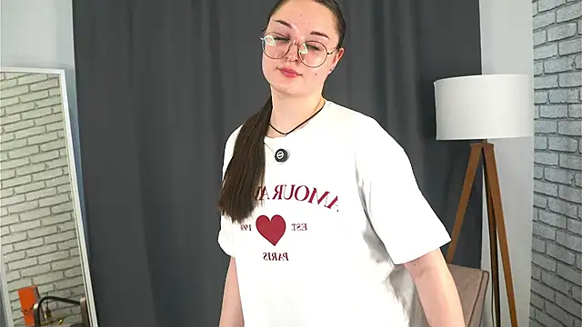 LisaSaas's cam snapshot