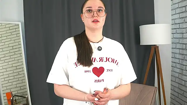 LisaSaas's cam snapshot