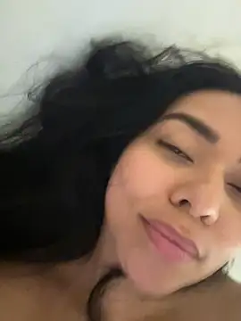 PetitLumiere live sex cam