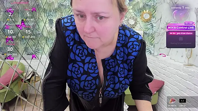 ScarlettSoft live sex cam