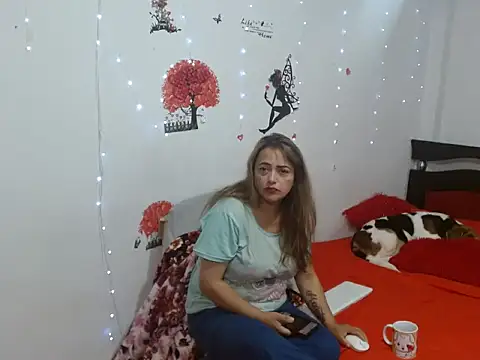 Lady_16's cam snapshot