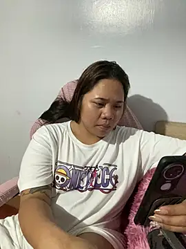 _BellaHotty_'s cam snapshot