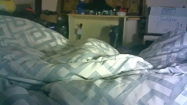 ON3YOULLN3VER_FIR3's cam snapshot