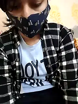 rukhsar_'s cam snapshot