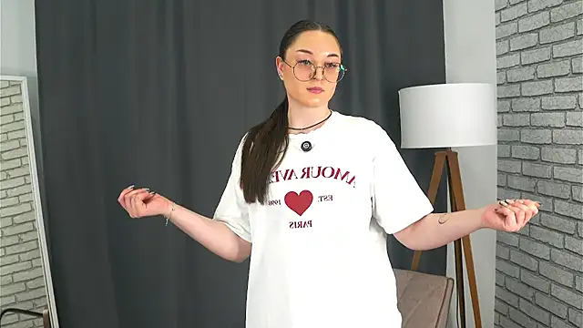 LisaSaas's cam snapshot