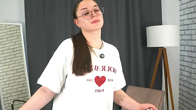 LisaSaas's cam snapshot