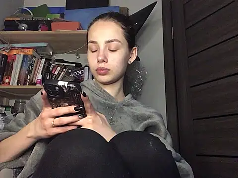 Yuna5343 live sex cam