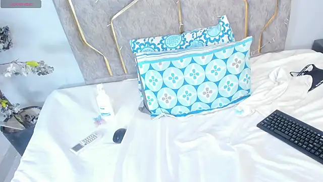 Miaaffox's cam snapshot