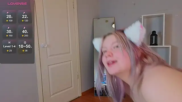 PinkyYoungPie's cam snapshot