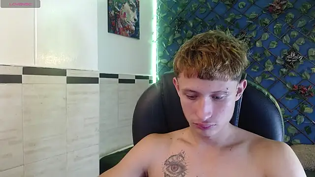 Garuo_18 live sex cam