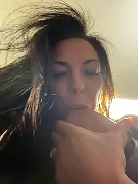 Almmaxxxx live sex cam