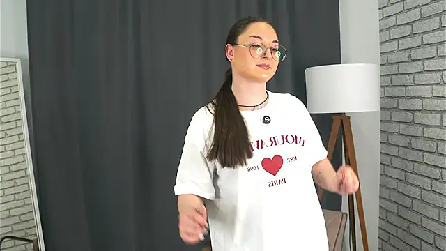 LisaSaas's cam snapshot