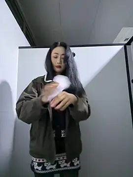 so-linger live sex cam