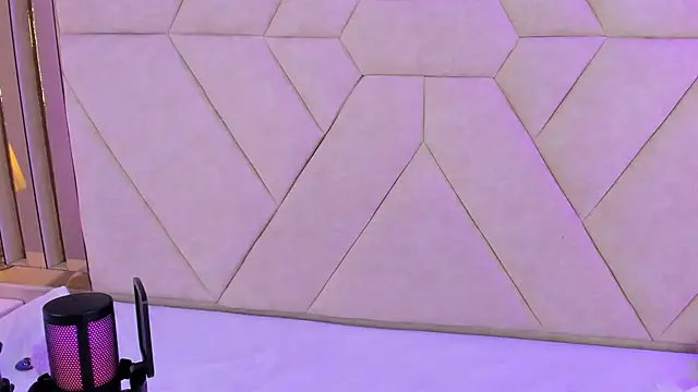 ShylySweet live sex cam