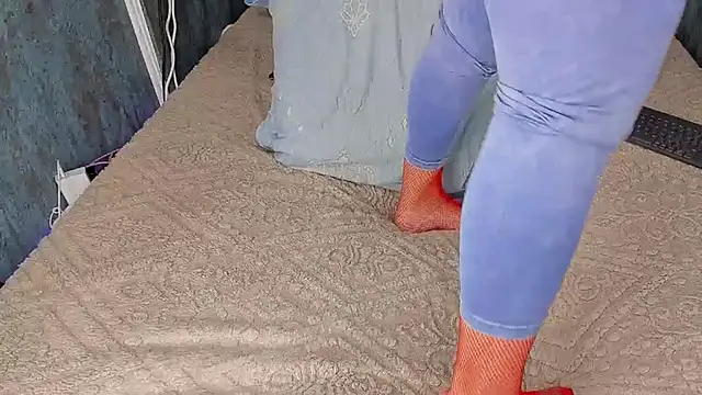 RedAssHottie live sex cam