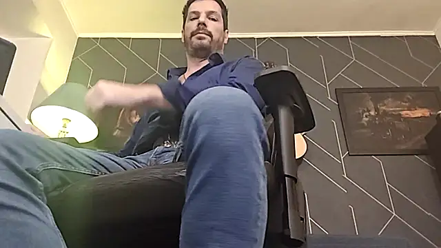 ChrisKox live sex cam