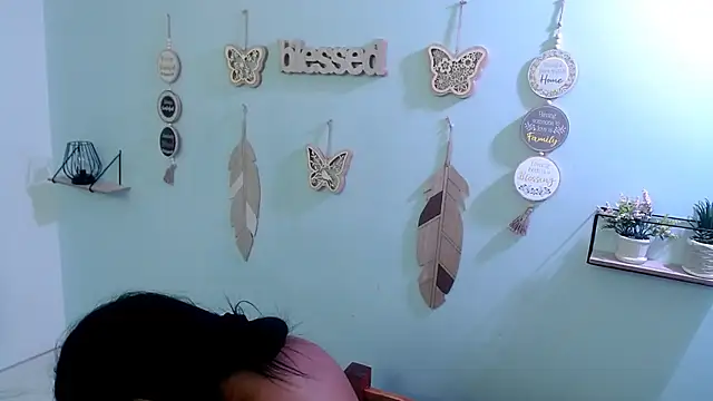 ashlyanaldeep18's cam snapshot