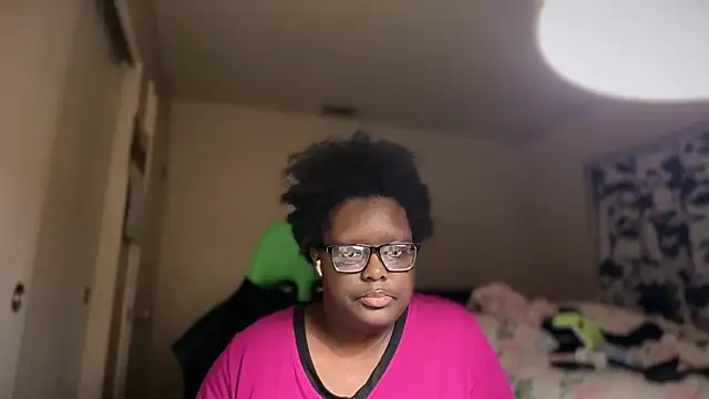 -Yagurlwest's cam snapshot