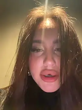 KiraSunshine live sex cam