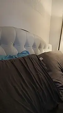 NinaDOM4CUM live sex cam