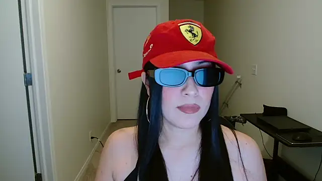 Sassy_Latina live sex cam