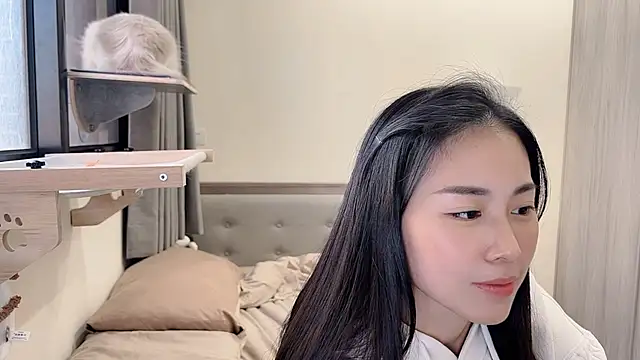 BabyOneDaily's cam snapshot