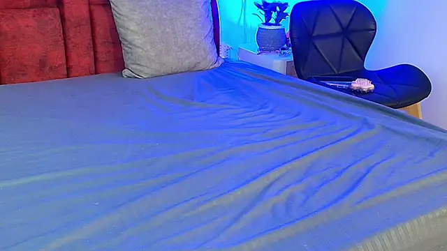 little_amber's cam snapshot