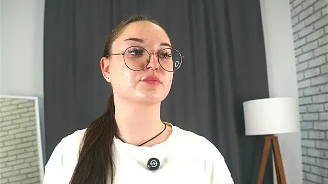 LisaSaas's cam snapshot