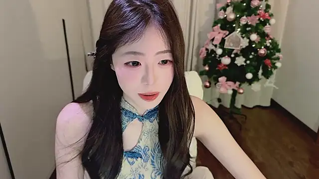 Onecutelittle live sex cam