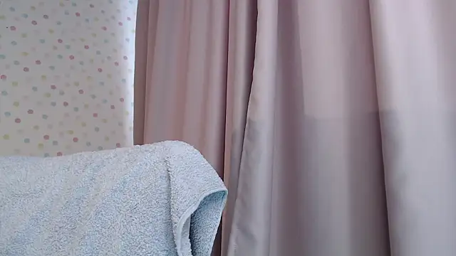 little_paw_ live sex cam