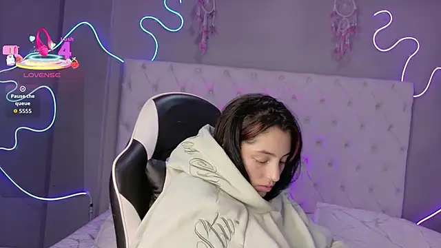 Megan__cole1's cam snapshot