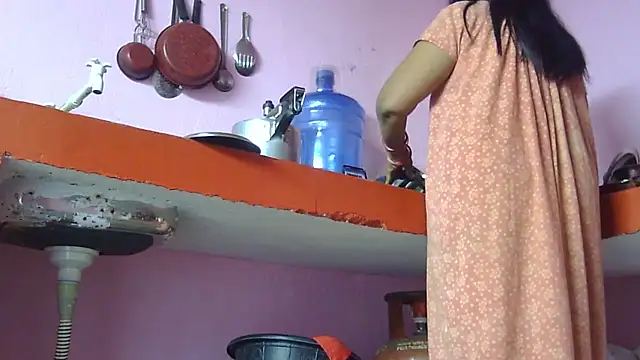 Pooja-suman live sex cam